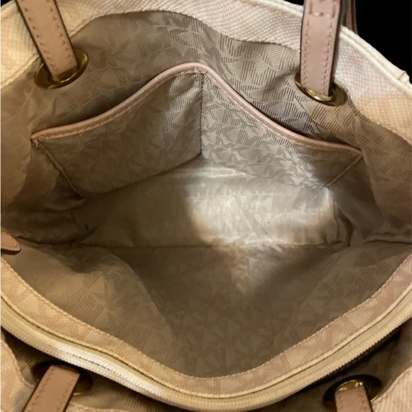 EUC Michael Kors Bag - Picture 4 of 4